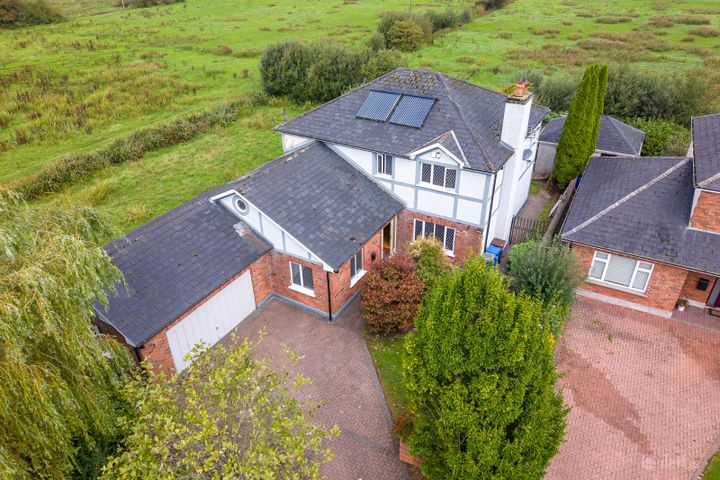 12 Sarsfield Drive, Ballinasloe, Co. Galway, H53FY93