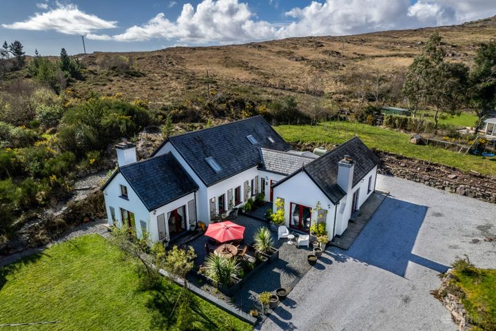 Cappanacush East, Greenane, Kenmare, Co. Kerry, V93N2E5
