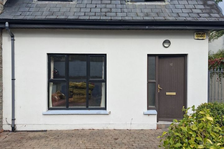 16 The Stables, Coolroe, Ballincollig, Cork, Ballincollig, Co. Cork