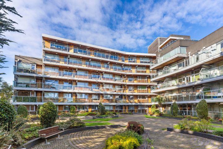 1 Booterstown Wood, Booterstown Avenue, Booterstown, Co. Dublin, A94WE22