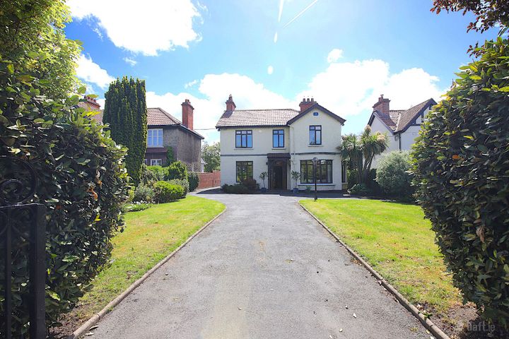 Derry Ronane, 71 Howth Road, Clontarf, Dublin 3, D03FH48