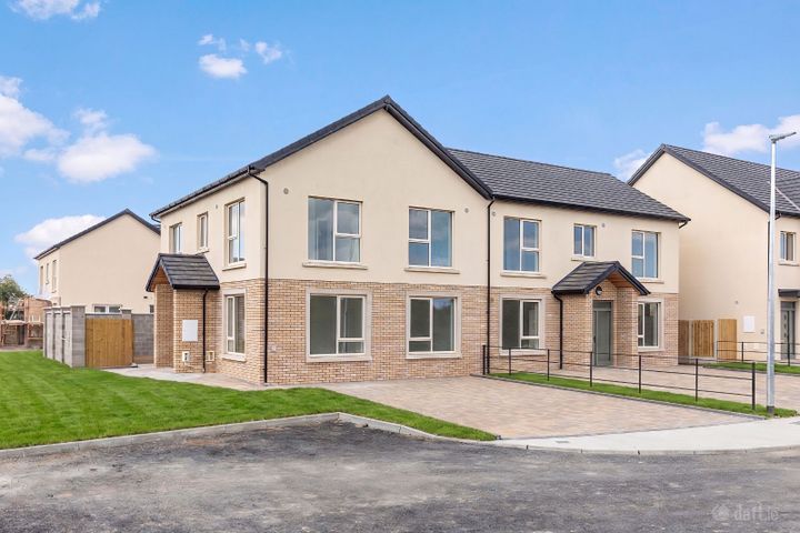 Beaulieu Banks, Termonfeckin Road, Drogheda, Co. Louth
