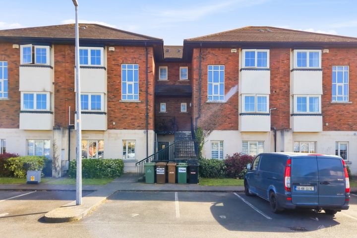 Cruise Park Square, Tyrrelstown, Co. Dublin