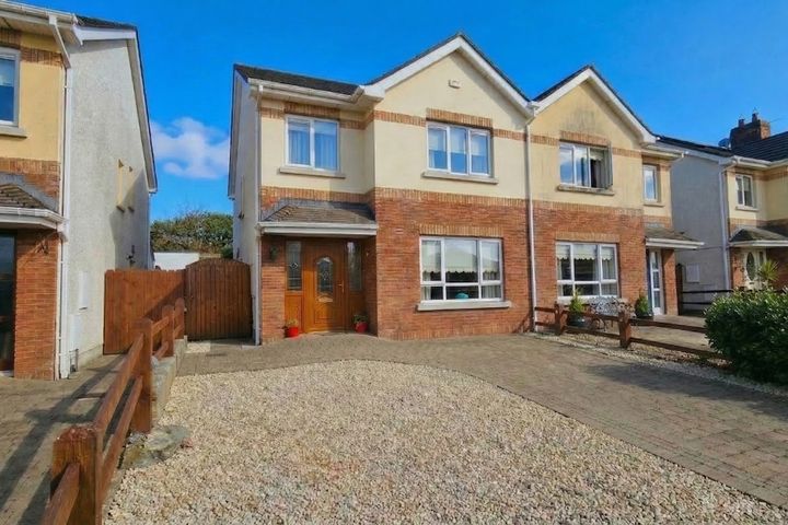 33 The Drumlins, Virginia, Co. Cavan, A82V9D0