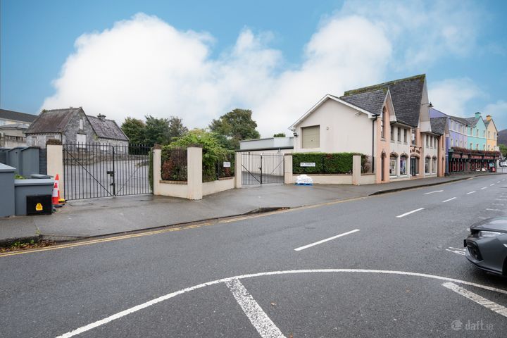 2 Park Street, Kenmare, Co. Kerry, V93HR67 - View 2