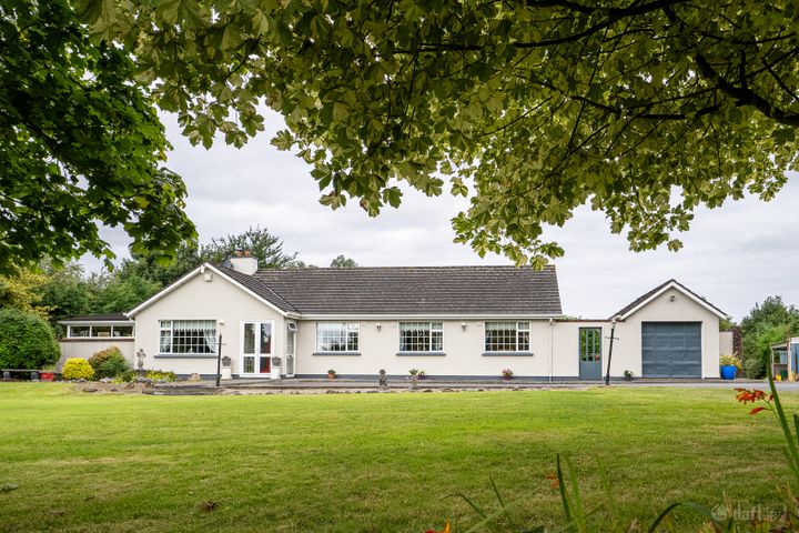 Angel's Bed, Ballyneale, Carrick On Suir, Co. Tipperary, E32PP92