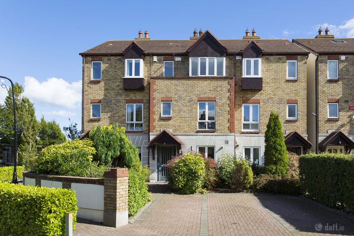 24 Merrion Strand, Strand Rd, Sandymount Dublin 4, Dublin 4, Dublin