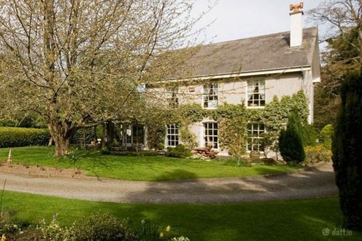 Derriana House, Kilgobbin Road, Sandyford, Dublin