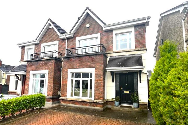 208 Roscaoin, Roscam, Galway, Galway