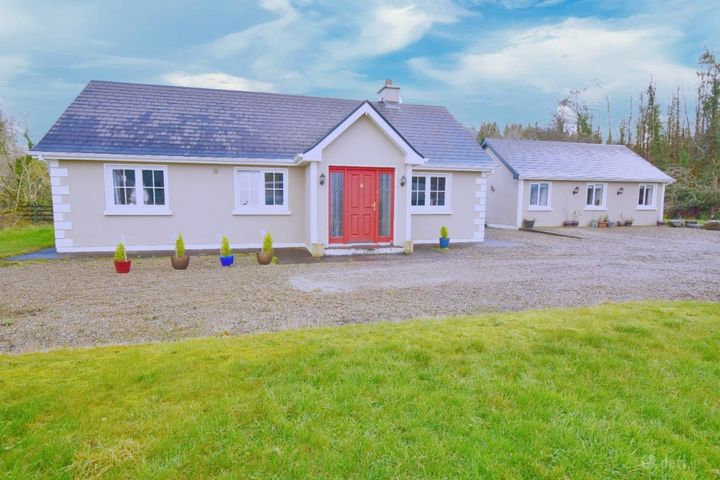 Derrykinlough Cottage, Doocastle, Ballymote, Mayo, Co. Mayo, F56TW92