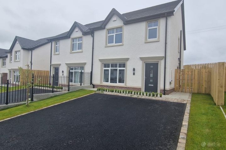 56 Crieve Mor Avenue, Crievesmith, Letterkenny, Letterkenny, Co. Donegal