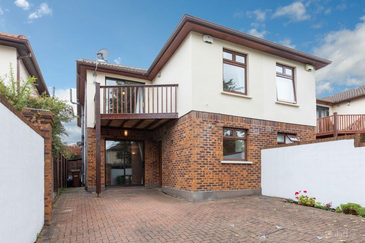 15 Obelisk Ave, St Augustines Park, Blackrock Dublin, Dublin