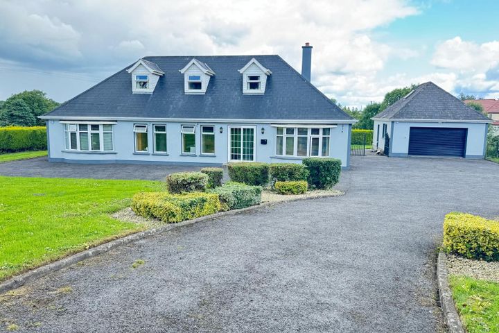 Castle Street, Oldcastle, Co. Meath, A82Y924