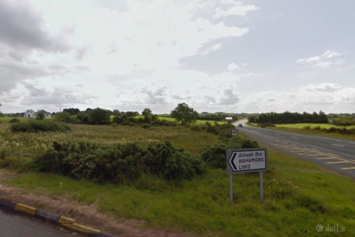 Bruff Cross, Aughamore, Ballyhaunis, Co. Mayo