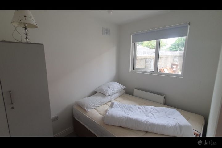 5 , Clondalkin, Dublin 22