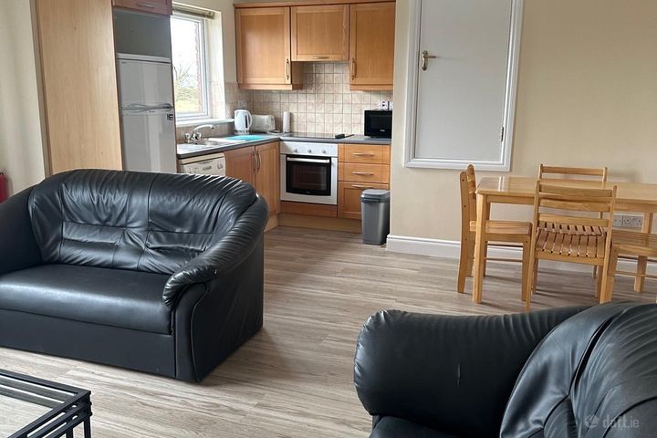 97 Rosán Glas, Rahoon, Galway, Letteragh, Co. Galway