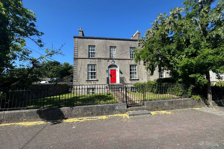 1 Coote Terrace, Coote Street, Portlaoise, Co. Laois, R32EVK1