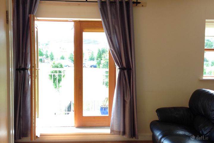 Deerpark Square, Tallaght, Dublin 24