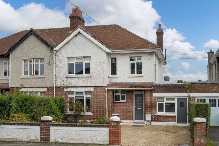 27 Butterfield Park, Rathfarnham, Rathfarnham, Dublin 14, D14KT35
