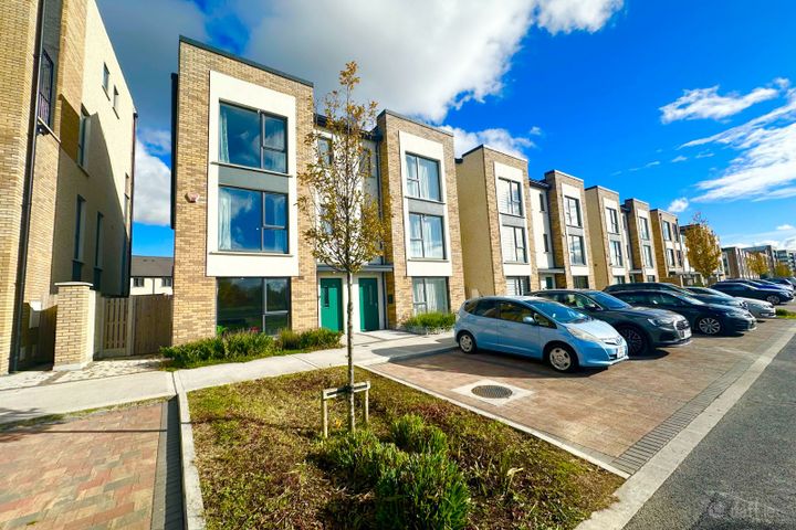 42 Rowan Walk, Kilcarbery, Dublin 22, D22H0X8