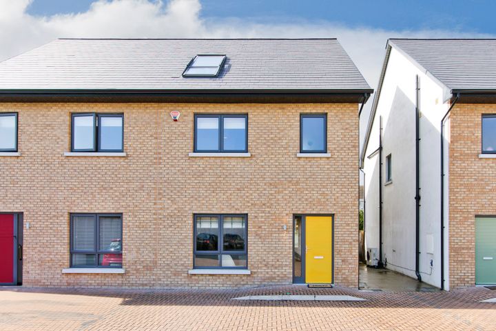 2 Poddle View, Kimmage, Dublin 12, D12KD8V