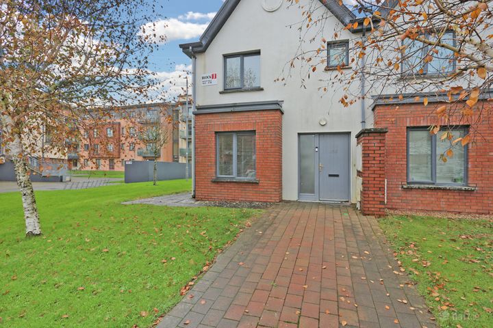 165 Bru na Sionna, Shannon, Clare, V14NP82