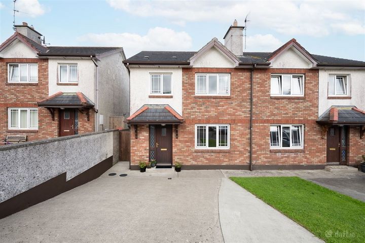 4 Carrig Avenue, Carrig Na Curra, Carrigaline, Co. Cork