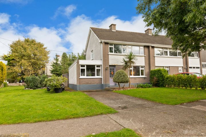 1 Lakelands Grove, Upper Kilmacud Rd, Stillorgan, Dublin