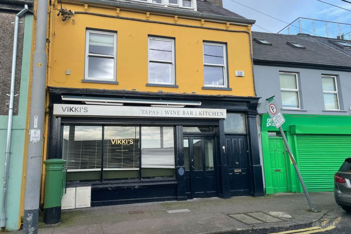 Tugas (Vikki's) Wine and Tapas Bar, 85a Sunday's Well Road, Sunday's Well, Co. Cork