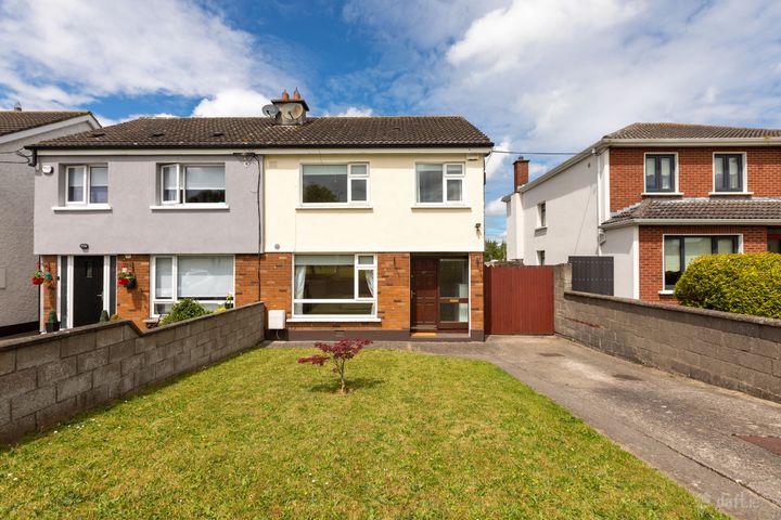 27 Hillcrest Close, Lucan, Dublin, Dublin