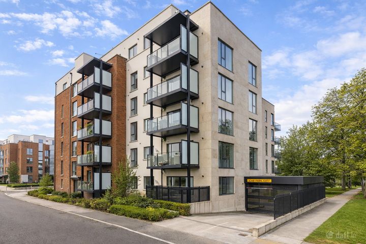 Sycamore Hall, Leopardstown, Dublin 18