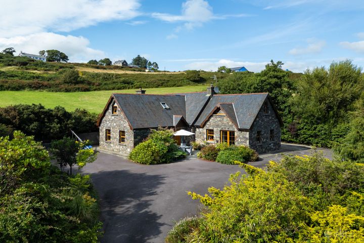 Drombeg, Glandore, Co. Cork, P81YD91