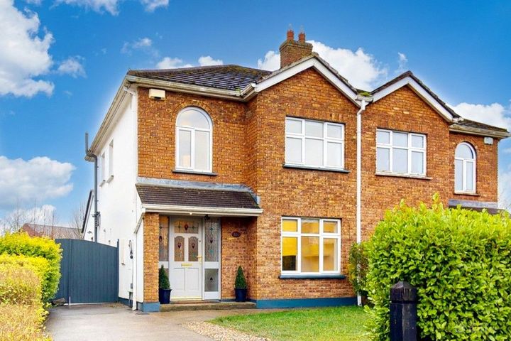 104 Castlefield Court, Clonsilla, Clonsilla, Dublin 15, D15XEY5