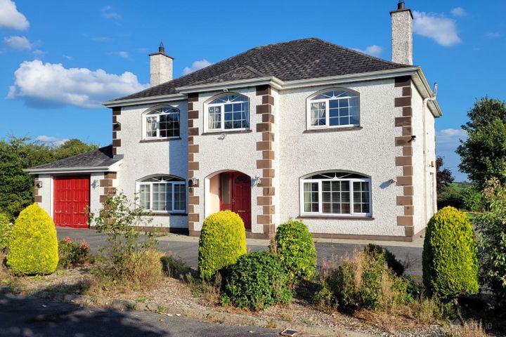 4 Corrlurgan Court, Virginia Road, Bailieborough, Co. Cavan, A82YE62