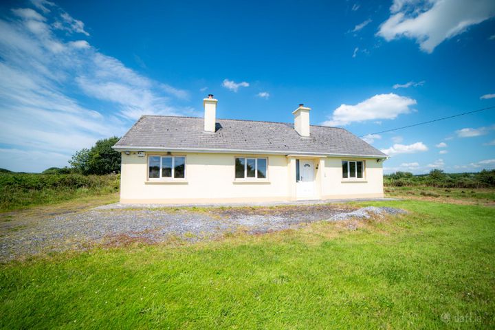 Tullahennel North, Ballylongford, Listowel, Co. Kerry, V31XN99