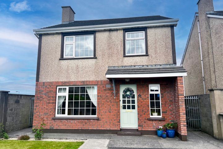 34 Manor Village, Westport Rd, Castlebar, Mayo
