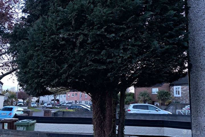 8 Moorfield Drive, Dublin 22, Clondalkin, Dublin 22