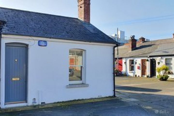 7A Meath Square, Christchurch, Dublin 8