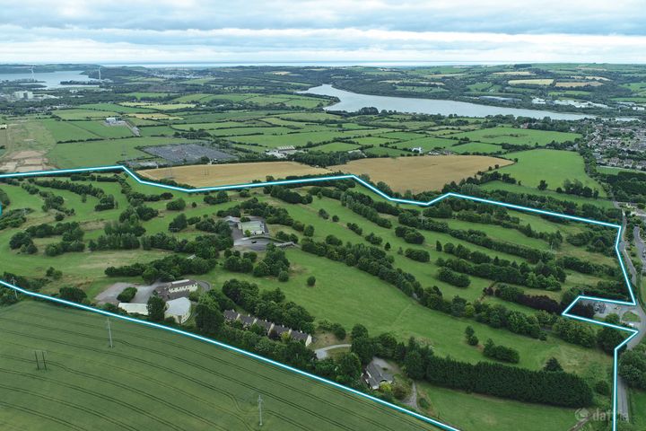 Development Land / Residential Accommodation Opportunity, Fernhill, Carrigaline, Co. Cork