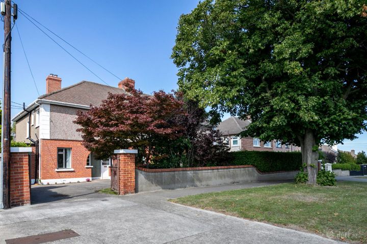 Brownlea, 45 Trees Road Lower, Mount Merrion, Mount Merrion, Co. Dublin, A94F6D7 - Photo 3