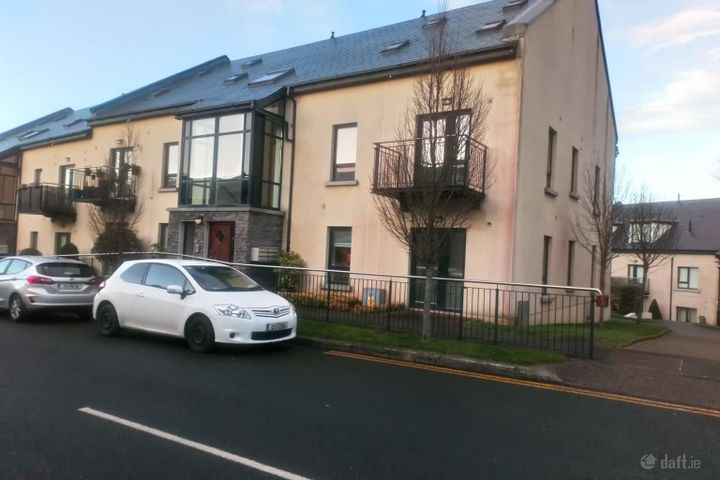 Slade Castle Avenue, Saggart, Dublin 24