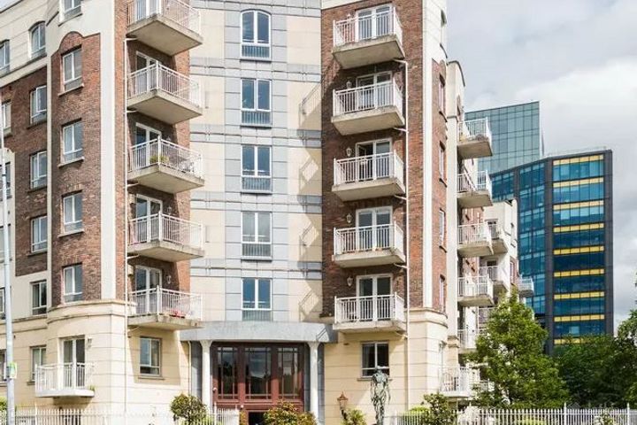 9, Pembroke Square, Grand Canal Street, Ballsbridge, Co. Dublin