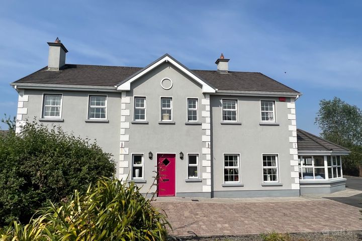 7 Roemore Village, Breaffy, Castlebar, Co. Mayo, F23FE00