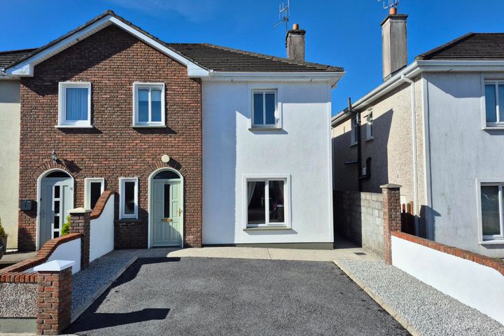 40 Cois na hAbhainn, Ballygaddy Road, Tuam, Co. Galway, H54CC97