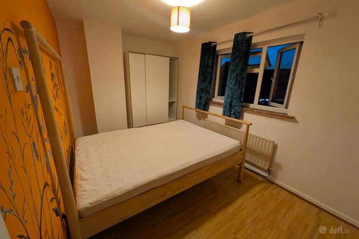 50 Glenties Park, Finglas, Dublin 11