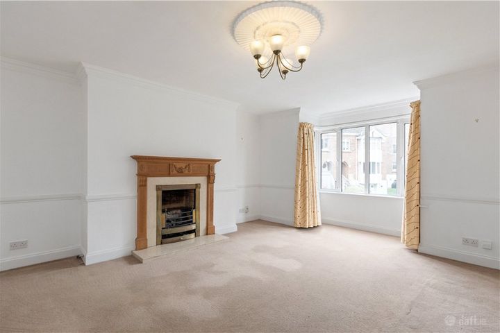 109 The Sweepstakes, Merrion Road, Ballsbridge, Dublin 4, D04Y5W8 - Photo 2