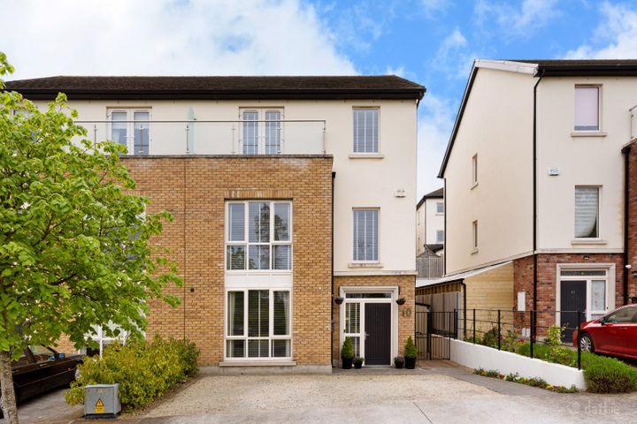 10 Blackberry Hill, Glenamuck Road, Carrickmines, Dublin 18, Dublin