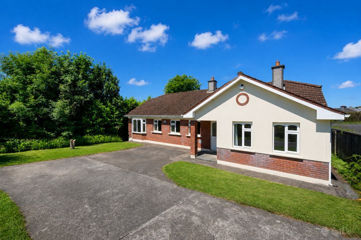 2 Clonavon, Curraheen Road, Bishopstown, Co. Cork, T12FX6D