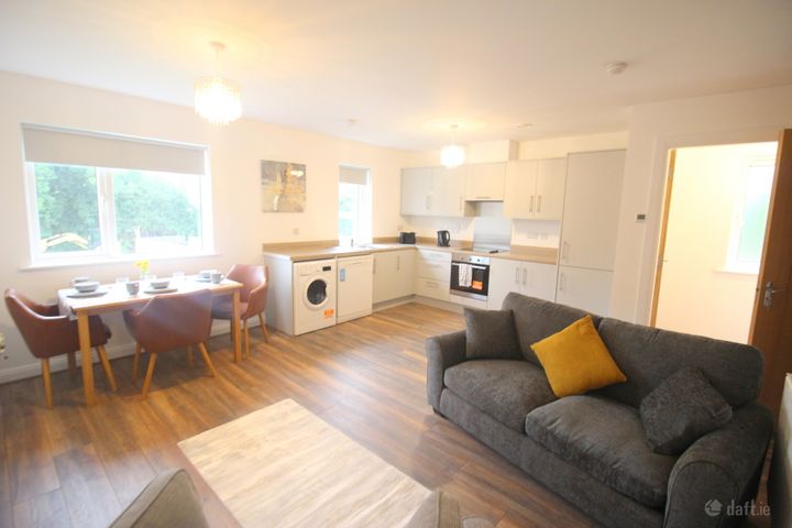 43 Oakwood Park, Derrinturn, Co. Kildare