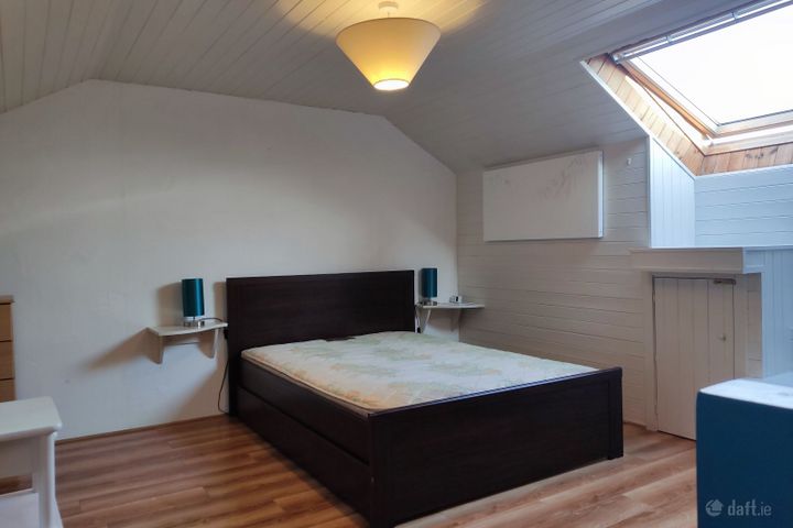 105 Caiseal Cam, Roscam, Galway, Roscam, Co. Galway